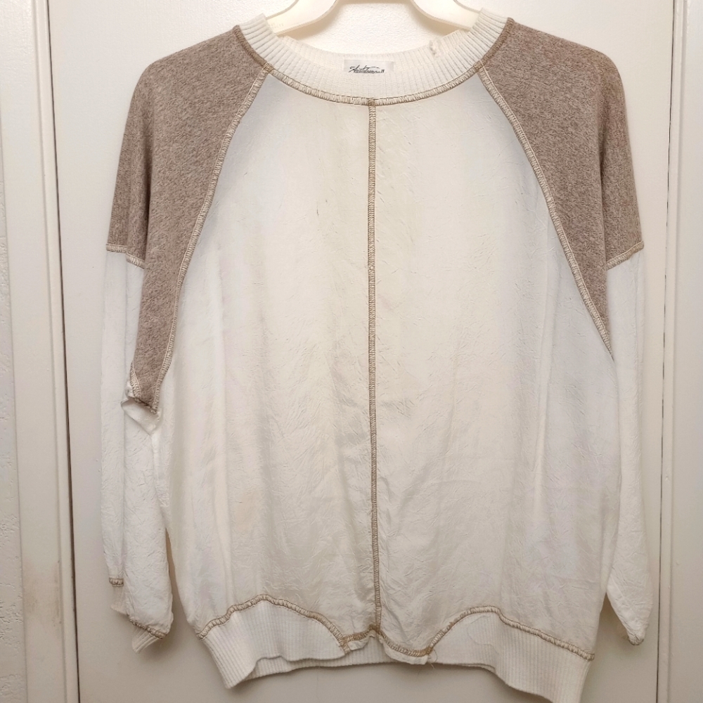Vintage neutral athlesiure blouse